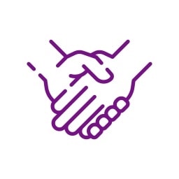 Illustration i lila som visar två händer som fattat tag i varandra.